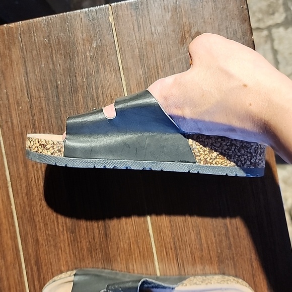 Ann Marie Girls Fashion Slide Buckle Sandals - Picture 5 of 10